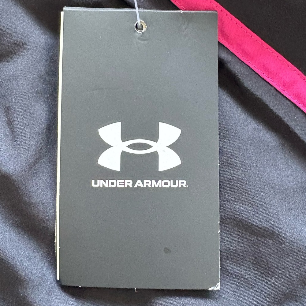 NWT Medium Under Armour Black & Pink Athletic Shorts Moisture-Wicking Fabric - Picture 9 of 13